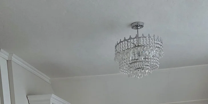 Masáže dle výběru: záda a šíje, nohy či ruce nebo 1,5 h aromaterapeutické masáže