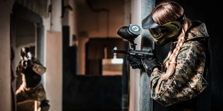2 hodiny akčního paintballu v kryté aréně v centru Pardubic
