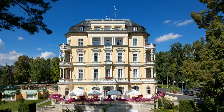 Pobyt ve 5* hotelu v centru Františkových Lázních: snídaně či polopenze, wellness i procedury