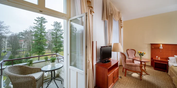 Pobyt ve 5* hotelu v centru Františkových Lázních: snídaně či polopenze, wellness i procedury