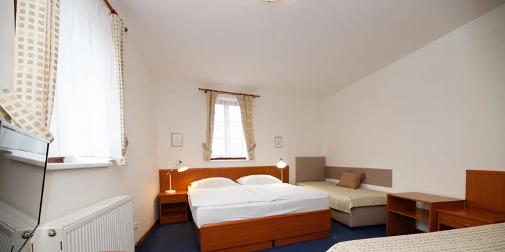 Za krásou jižních Čech: pobyt v Třeboni s polopenzí, vínem a vodním světem