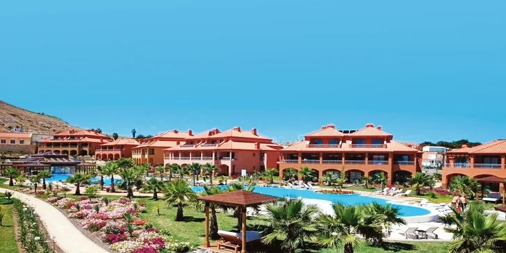Letecky na Porto Santo: Beach & SPA Resort Pestana***** u pláže, all inclusive, bazény i wellness