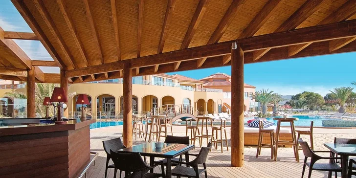 Letecky na Porto Santo: Beach & SPA Resort Pestana***** u pláže, all inclusive, bazény i wellness