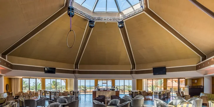 Letecky na Porto Santo: Beach & SPA Resort Pestana***** u pláže, all inclusive, bazény i wellness