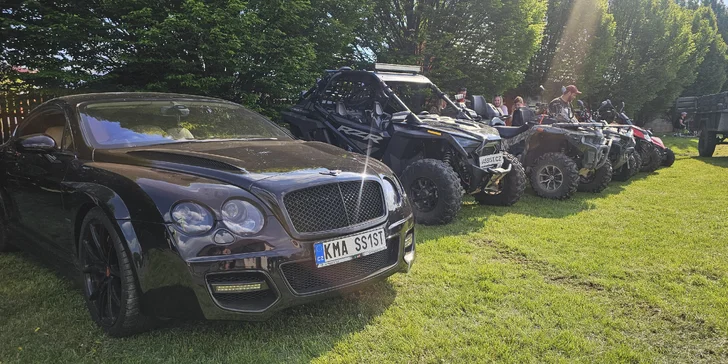 Jízda na přírodním okruhu: 15–60 min. řízení terénní buggy či spolujízdy v dakarské