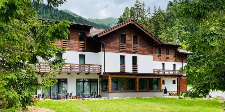 Rodinná dovolená na jihu Chopku: ubytování s polopenzí a výhledem na hory