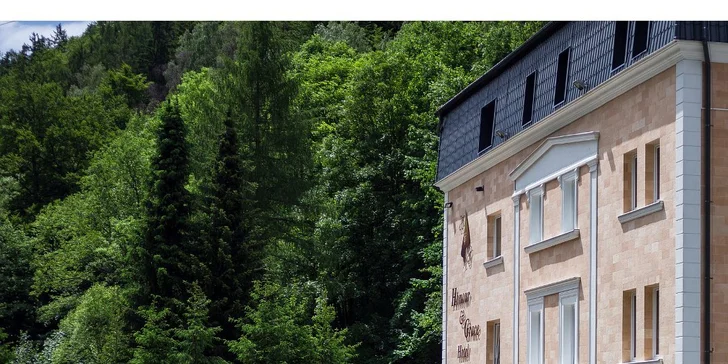 4* pobyt na Karlovarsku: snídaně či polopenze i privátní wellness