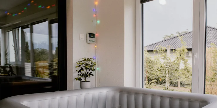 Relax na západě Slovenska: apartmánový domek se saunou a vířivkou v Šoporni