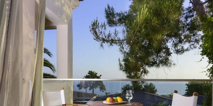 Thassos letecky: Alexandra Beach Thassos Spa Resort**** u pláže, 2 bazény a wellness, plná či polopenze