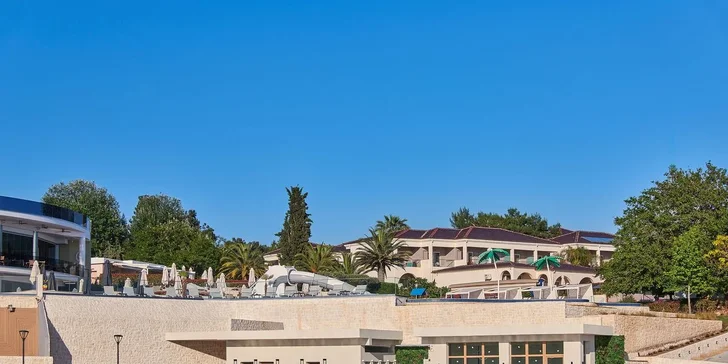 Thassos letecky: Alexandra Beach Thassos Spa Resort**** u pláže, 2 bazény a wellness, plná či polopenze