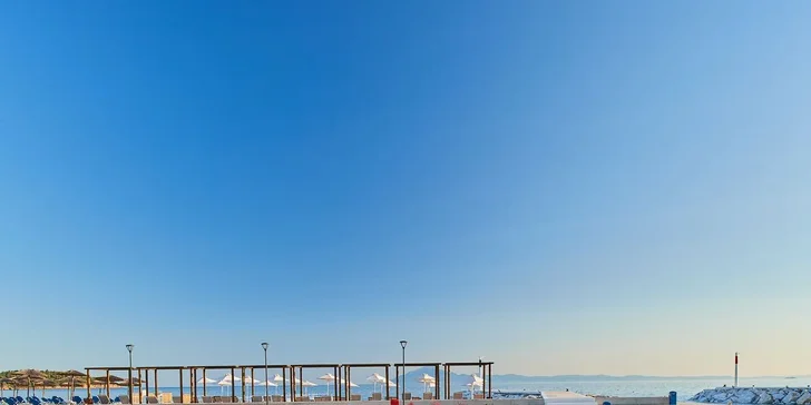 Thassos letecky: Alexandra Beach Thassos Spa Resort**** u pláže, 2 bazény a wellness, plná či polopenze