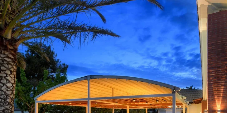 Thassos letecky: Alexandra Beach Thassos Spa Resort**** u pláže, 2 bazény a wellness, plná či polopenze