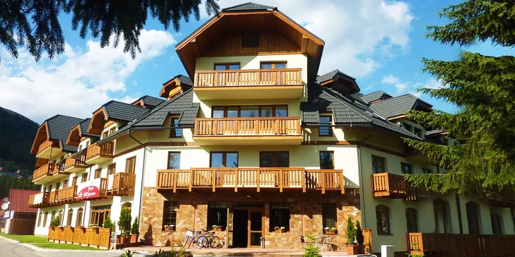 Rodinná studia a apartmány na Donovalech: 200 m od Donovalkova, výhled na Velkou Fatru