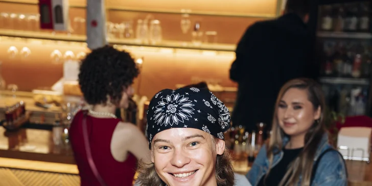 Masterclass přípravy tří koktejlů s barmanem nebo degustace šesti pálenek i s občerstvením