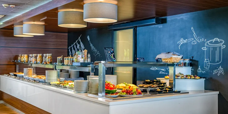 Wellness pobyt nedaleko města Pécs: termální bazény, polopenze, dětský bazén a množství aktivit