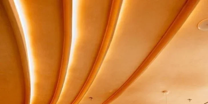 5* hotel Royal G Lux v Albánii přímo u moře: all inclusive, bazén, letenky