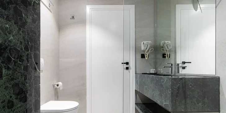 Dovolená v Albánii na Jónském pobřeží: 4* hotel Morina Beach u pláže, all inclusive, bazén i let