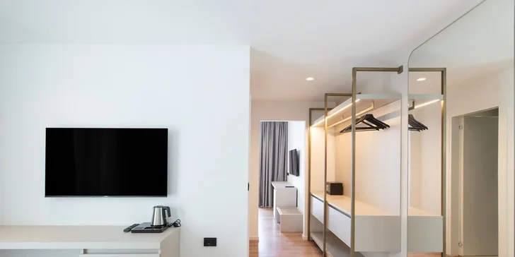 Dovolená v Albánii na Jónském pobřeží: 4* hotel Morina Beach u pláže, all inclusive, bazén i let