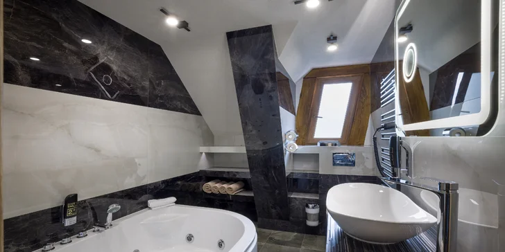 Peklo Čertovina - Kocourkov: nový luxusní VIP apartmán s vířivou vanou, polopenze, herna i animační program