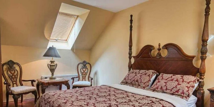 Pobyt v centru Chomutova: historický hotel se snídaní nebo polopenzí