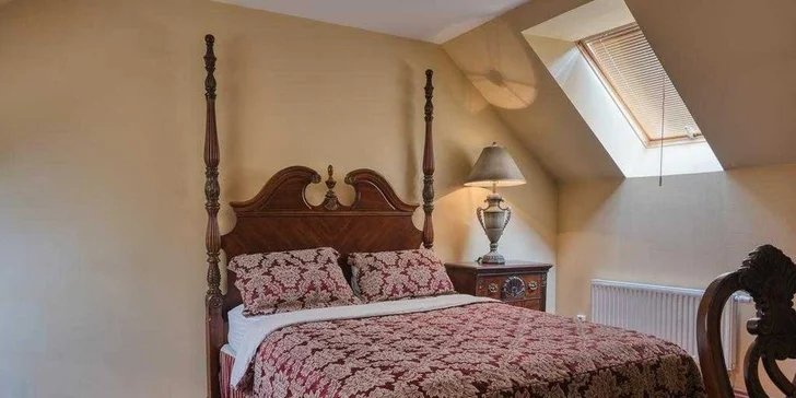 Pobyt v centru Chomutova: historický hotel se snídaní nebo polopenzí