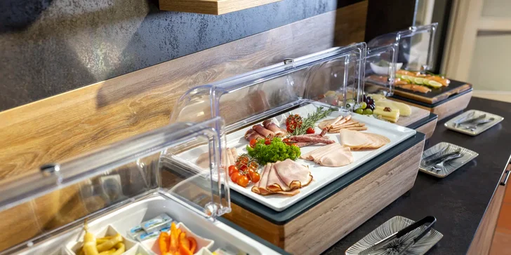 Rodinná dovolená v Rakousku: 3* alpský hotel se snídaní nebo polopenzí, sauna, lyžování