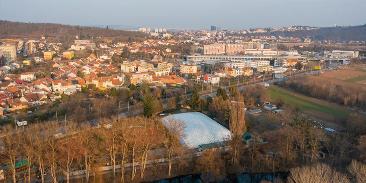Tenisu zdar: pronájem tenisové haly na 60 minut, všední dny i víkend