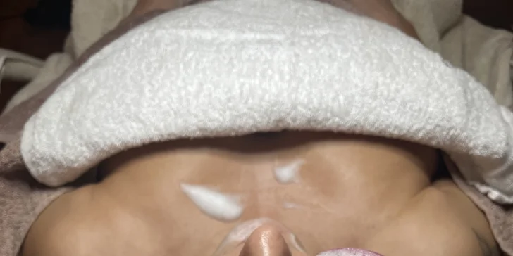 Ošetření problematické pleti nebo luxusní péče s galvanikou a kosmetickými masážemi