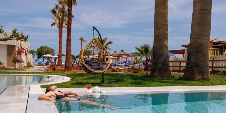 Dovolená na Krétě: 4* hotel s all inclusive i animačním programem pro děti, přímo u pláže, vč. letenek