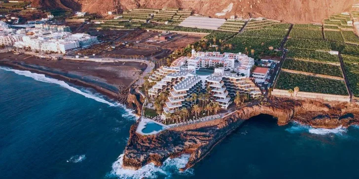 Kanárské ostrovy: 4* hotel Meliá La Palma u oceánu, polopenze i bazény