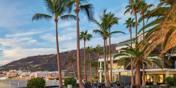 Kanárské ostrovy: 4* hotel Meliá La Palma u oceánu, polopenze i bazény