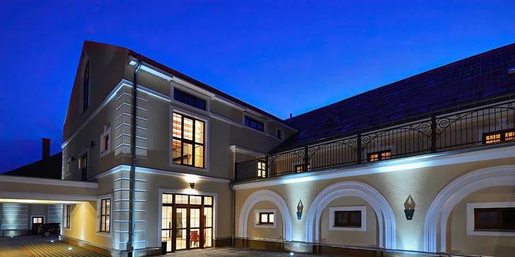Krásný hotel u pivovaru Klášter: wellness a polopenze s večeřemi při svíčkách