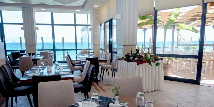 Dovolená na Krétě: 4* hotel přímo u pláže, all inclusive, bazén, tenis i let