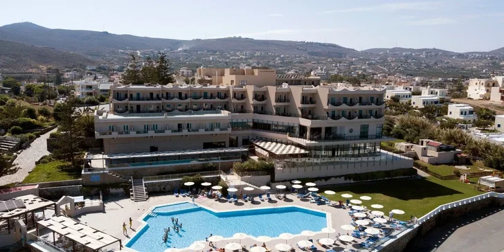 Dovolená na Krétě: 4* hotel přímo u pláže, all inclusive, bazén, tenis i let