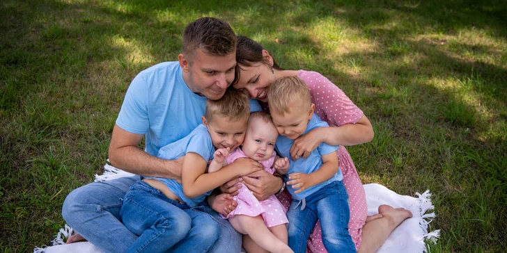 Profi focení: rodinné, párové, s mazlíčkem nebo newborn i přímo v porodnici