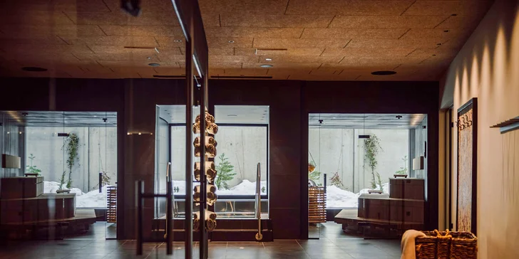Hotel v rakouských Alpách přímo u sjezdovky: snídaně či gurmánská polopenze, wellness i karta výhod