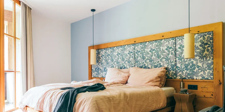 Hotel v rakouských Alpách přímo u sjezdovky: snídaně či gurmánská polopenze, wellness i karta výhod