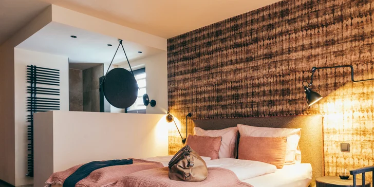 Hotel v rakouských Alpách přímo u sjezdovky: snídaně či gurmánská polopenze, wellness i karta výhod
