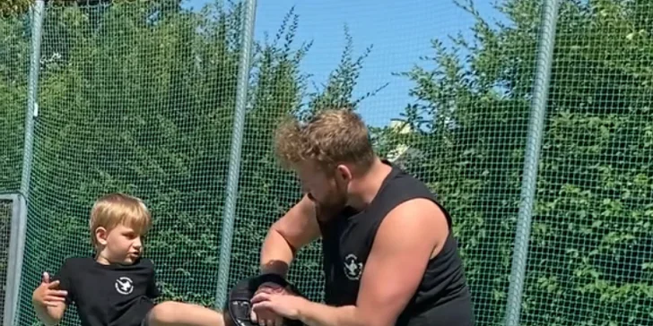 Skupinové tréninky bojových umění pro děti od 4 do 11 let: 5 nebo 18 lekcí