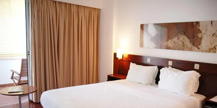 Ostrov Porto Santo letecky: hotel Porto Santo & SPA**** u pláže s bazénem, snídaně či polopenze