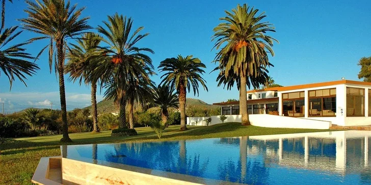 Ostrov Porto Santo letecky: hotel Porto Santo & SPA**** u pláže s bazénem, snídaně či polopenze