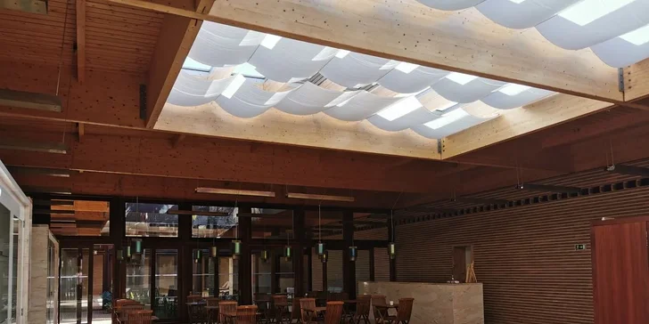 Ostrov Porto Santo letecky: hotel Porto Santo & SPA**** u pláže s bazénem, snídaně či polopenze