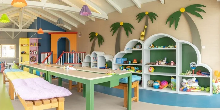 Dovolená na Krétě: 4* hotel, all inclusive, bazény s aquaparkem, animace i let