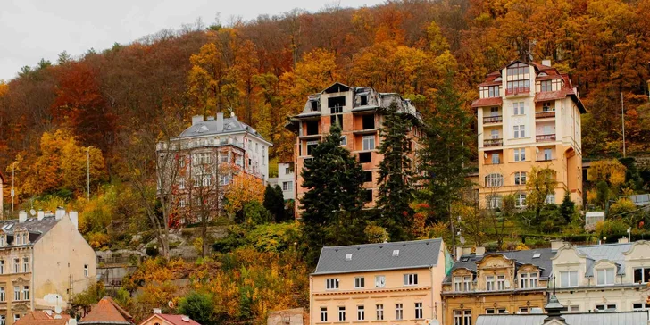 Relaxace v Karlových Varech: hotel přímo u kolonády, wellness centrum, procedury a snídaně či polopenze