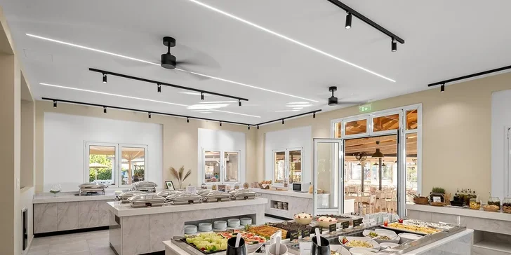 Kréta letecky: hotel Fragiskos Beach*** přímo u pláže s Modrou vlajkou, all inclusive a dva bazény