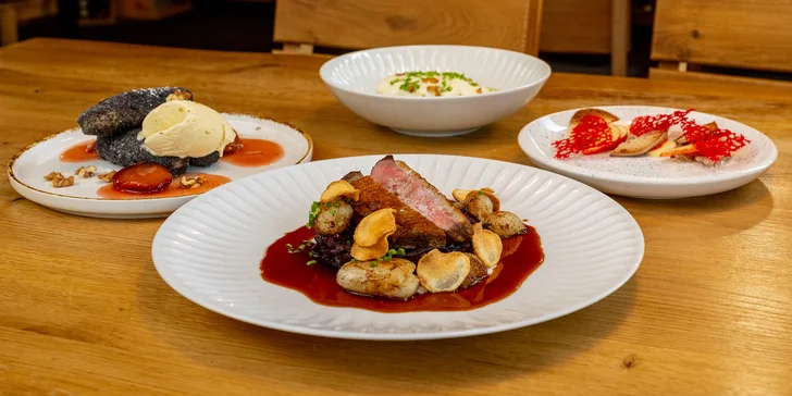 Degustační menu v srdci Beskyd i vč. vinného párování: halušky, kachna i šulánky