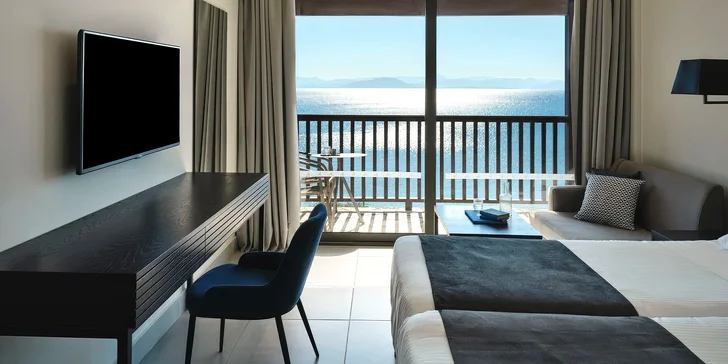 Dovolená na Korfu: 4* hotel Aeolos Beach u pláže, all inclusive, bazén i let