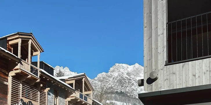 Hotel v rakouských Alpách přímo u sjezdovky: snídaně či gurmánská polopenze, wellness i karta výhod