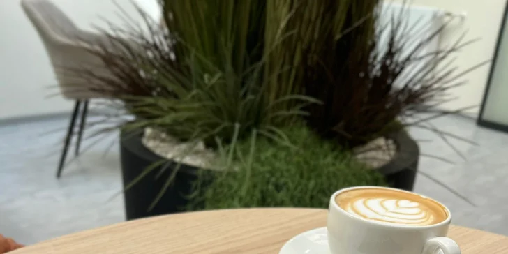 Otevřený voucher na jídlo i nápoje v nové kavárně RestArt Cafe: 500 Kč