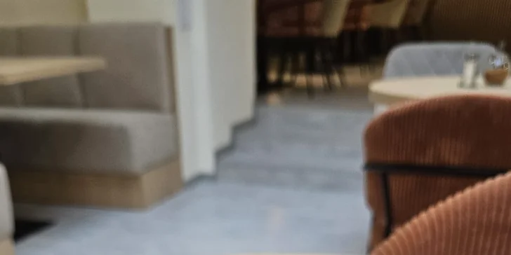 Sladká nebo slaná snídaně s nápojem i mimosou v centru Budějovic